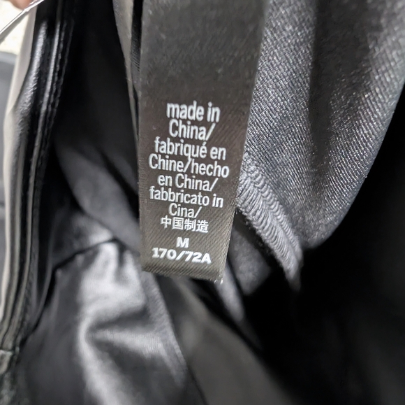 💘 NWT Victoria's Secret Victoria Sport Faux Leather Leggings Medium - Picture 5 of 7